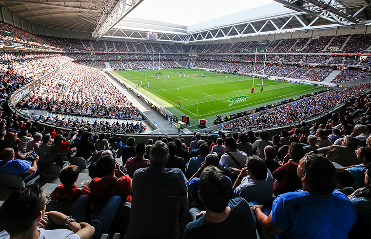 50 000 zitplaatsen in het Stadion